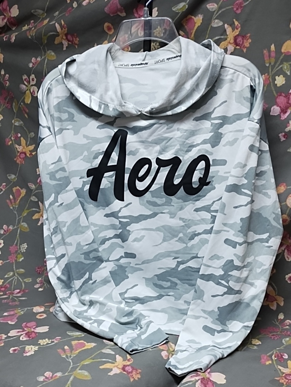 Aeropostale White and Gray Camo Lightweight And Soft Hoodie Sweatshirt